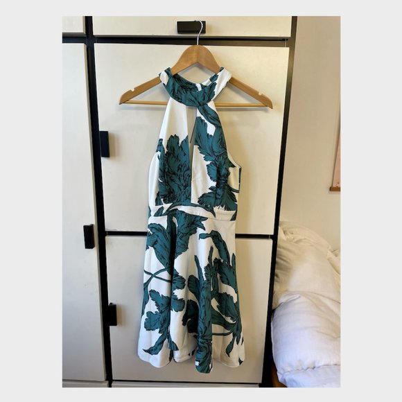 Witness Ivory Leaf Print Halter Skater Dress - Picture 5 of 8